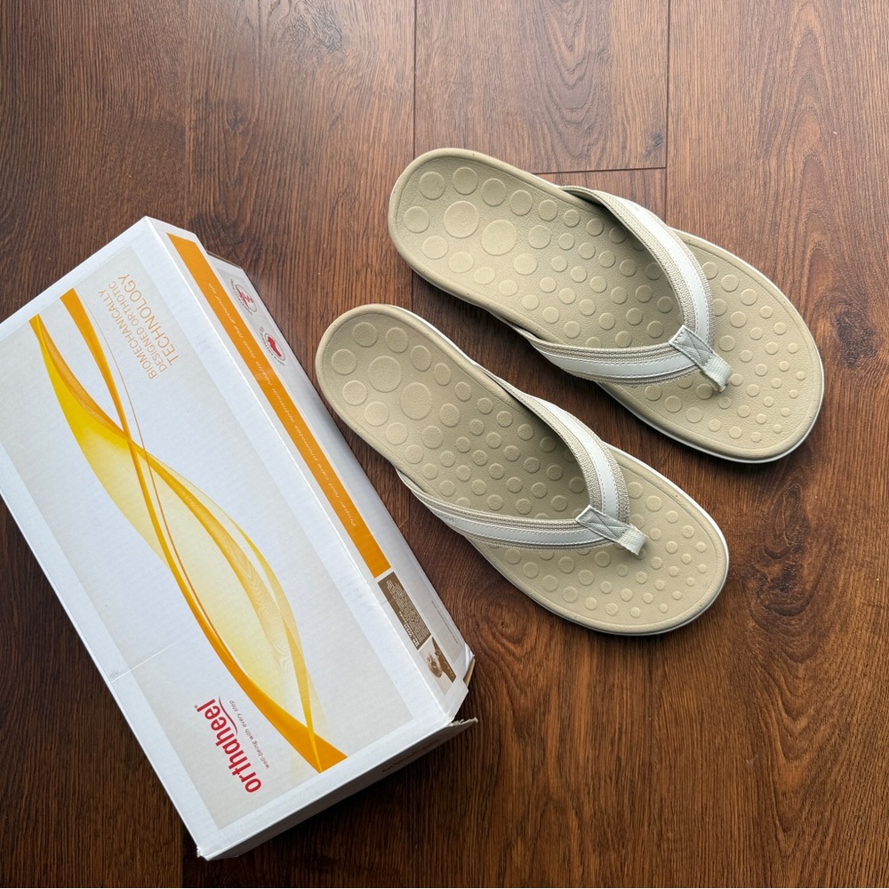 Orthaheel Women's Vionic Tide Flip Flop Sandals - Picture 4 of 10